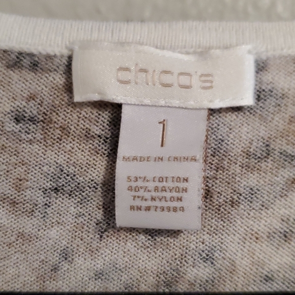 Chicos Size 1 Cheetah 🐆 Print Sweater - Picture 3 of 9